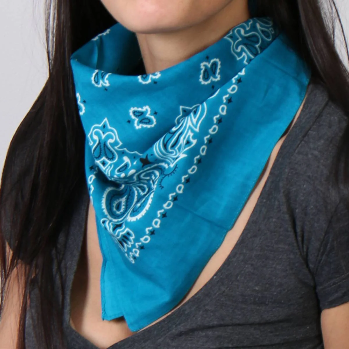 Hot Leathers BAP1012 Classic Turquoise Paisley Bandana - Image 2