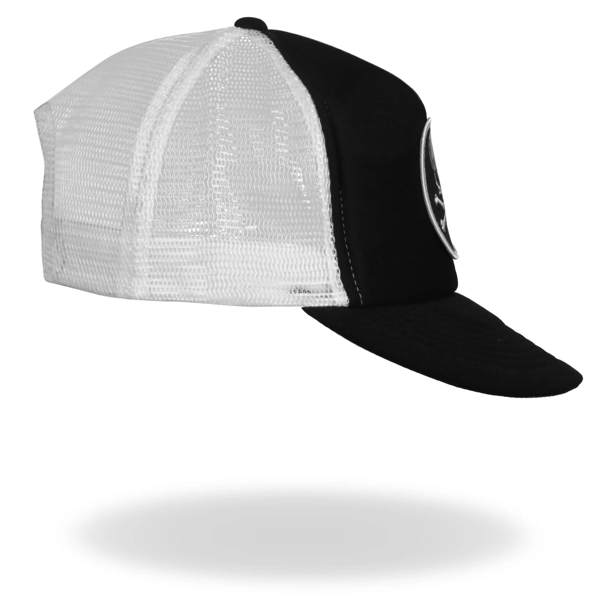 Hot Leathers GSH1008 Skull and Cross Bones Black and White Trucker Hat - Image 4
