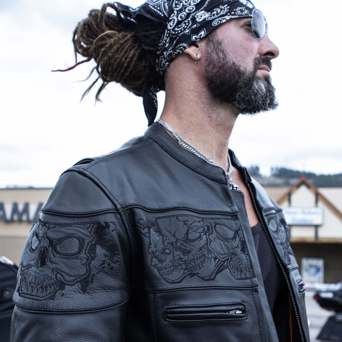 Milwaukee Leather MLM1500 Men's Crossover Black Leather Scooter Jacket with Reflective Skulls - Image 7