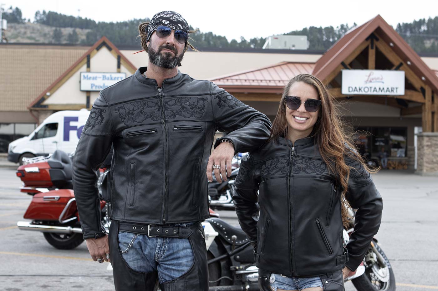 Milwaukee Leather MLM1500 Men's Crossover Black Leather Scooter Jacket with Reflective Skulls - Image 9
