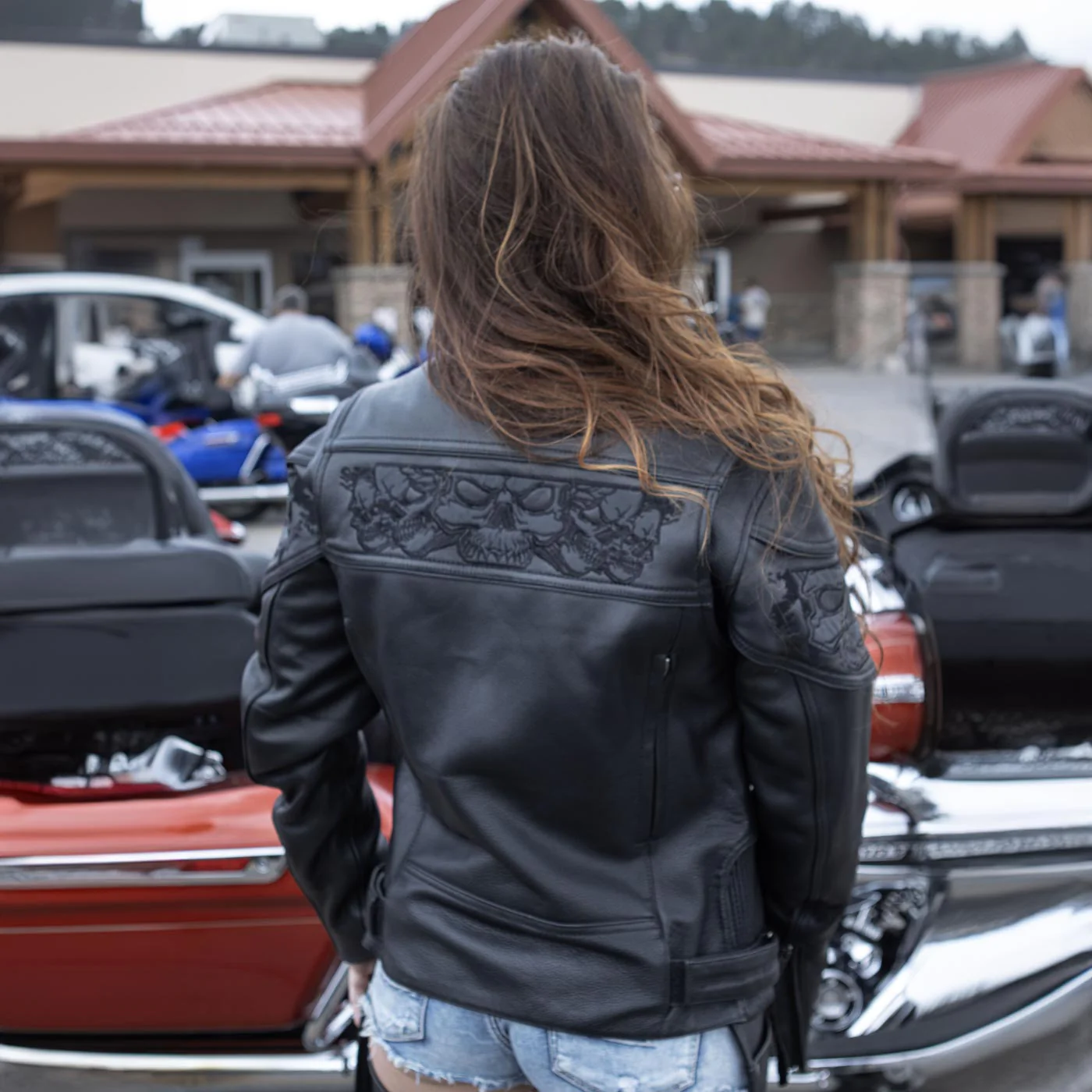 Milwaukee Leather MLL2540 Women's Crossover Black Leather Scooter Jacket w/ Reflective Skull Graphic - Image 2