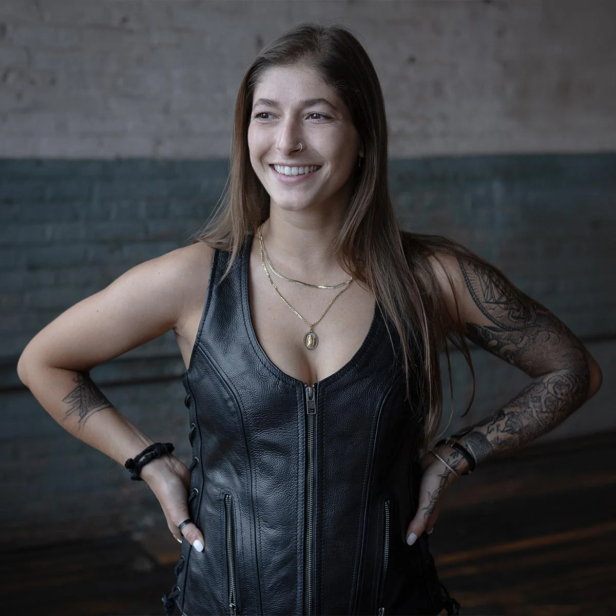 Milwaukee Leather Women's Black Leather V-Neck Motorcycle Rider Vest with Side Lace MLL4531 - Image 2