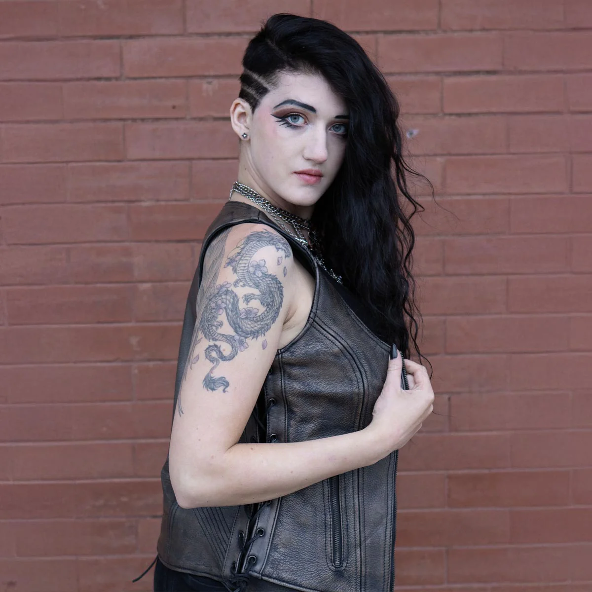 Milwaukee Leather Women's Distress Brown Leather V-Neck Motorcycle Rider Vest with Side Lace MLL4531 - Image 5