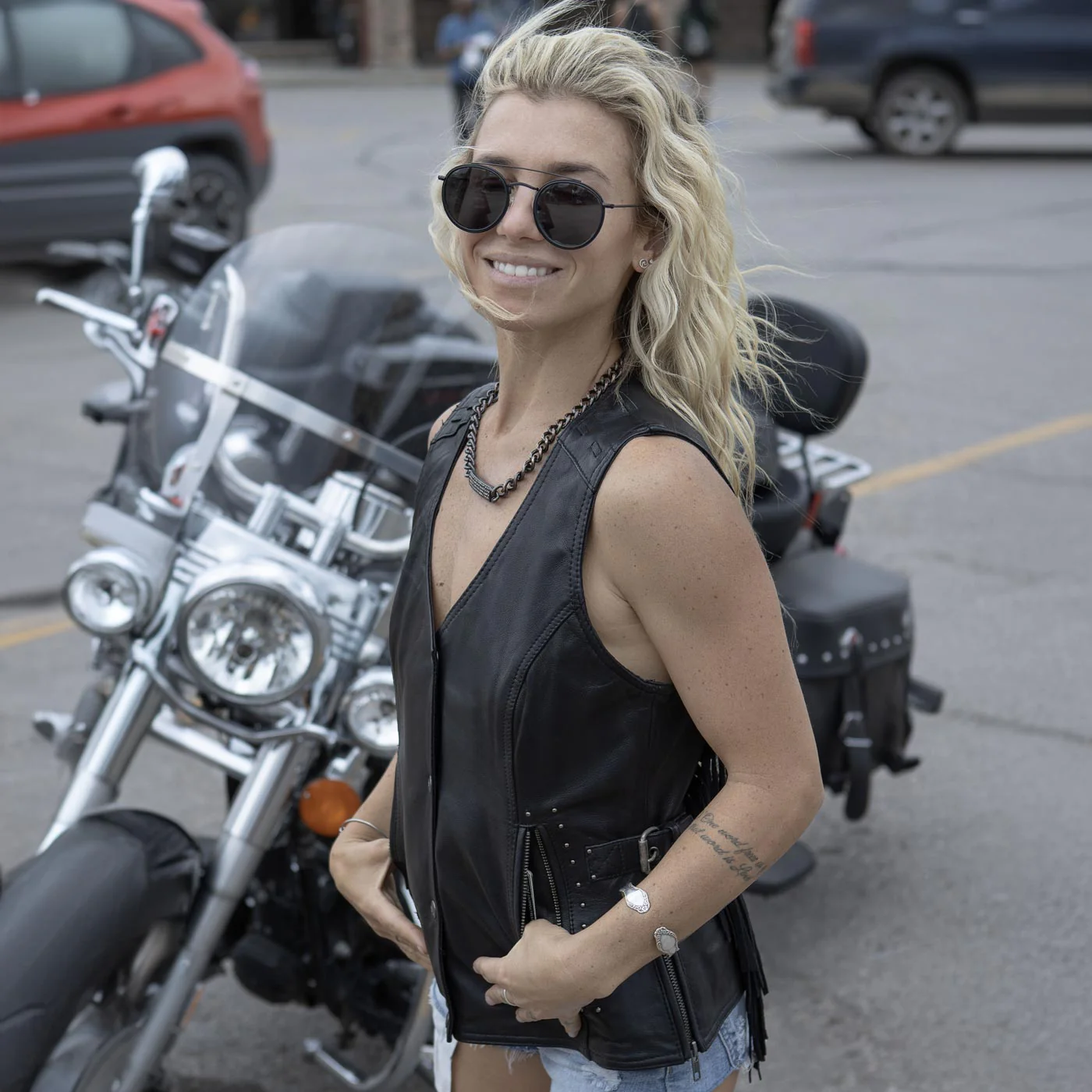 Milwaukee Leather MLL4565 Women's Black Fringed Leather Rivet Detail Side Buckle and Zipper Motorcycle Rider Vest - Image 4